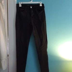 BLACK HIGH RISE AMERICAN EAGLE SKINNY JEANS